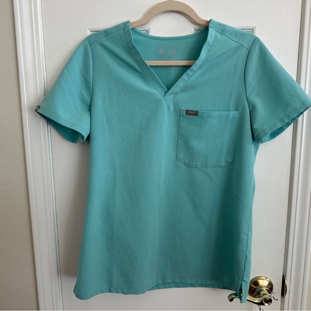 Catarina One-Pocket Scrub Top Aqua